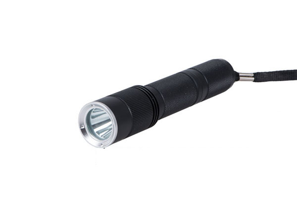 云顶国际JW7620固态微型强光防爆电筒